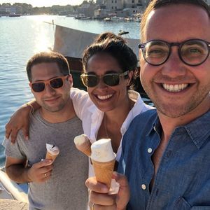 Meet your Posher, Danielle